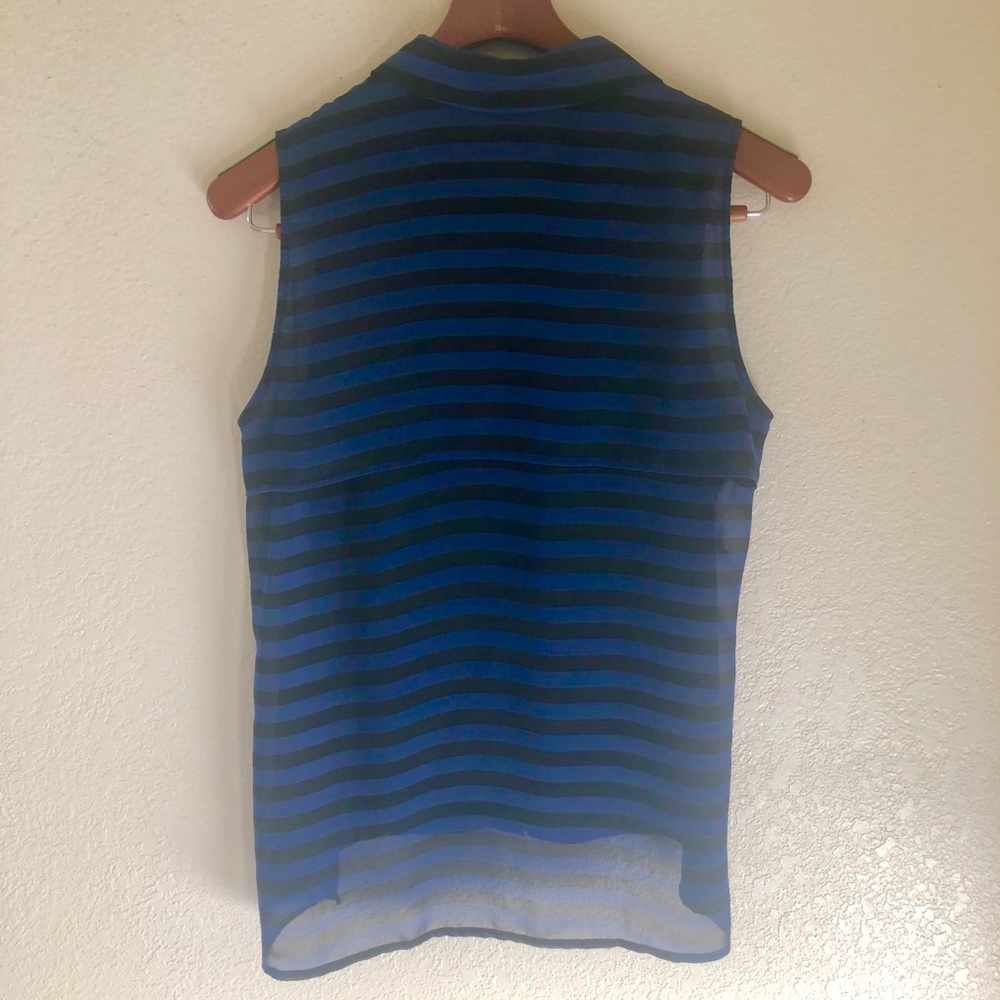 ❌SOLD❌ Urban Outfitters striped button up top - Picture 4 of 4